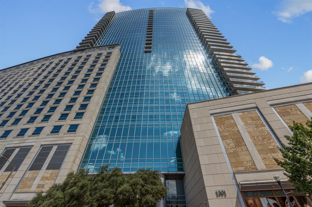 1301 Throckmorton Street 2402