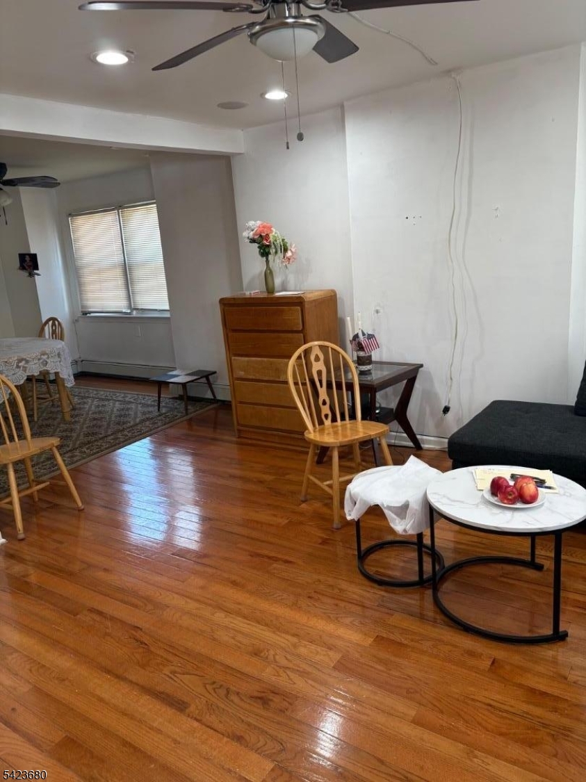 34 Cedar Ave