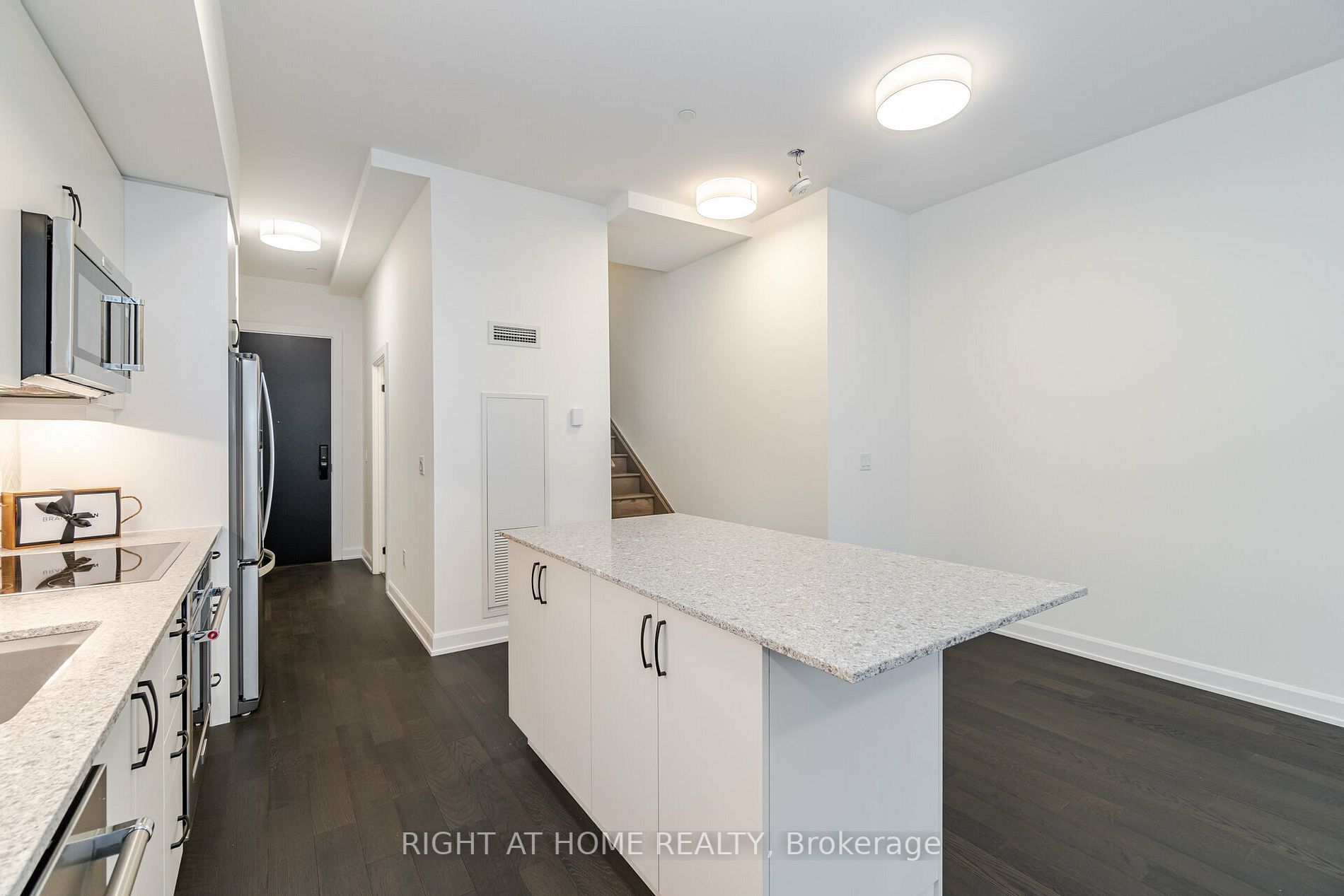 3200 E William Coltson Ave 117