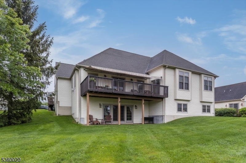 22 Troon Dr