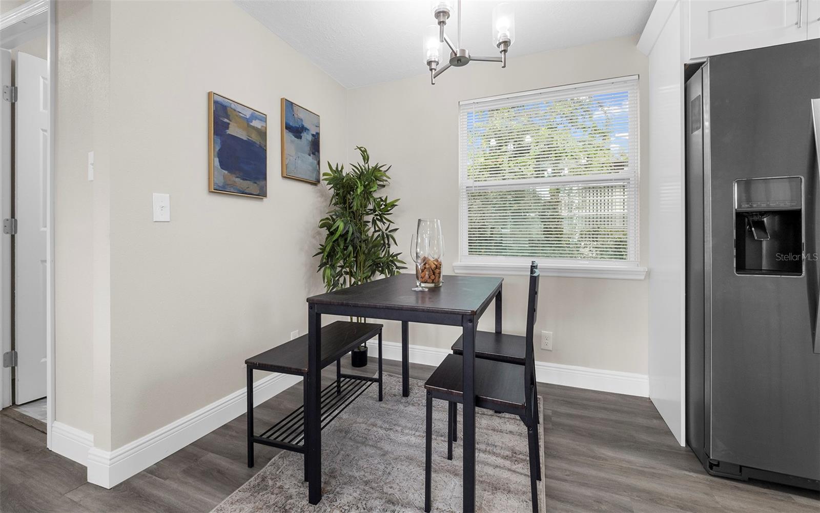 3601 E Giddens Avenue