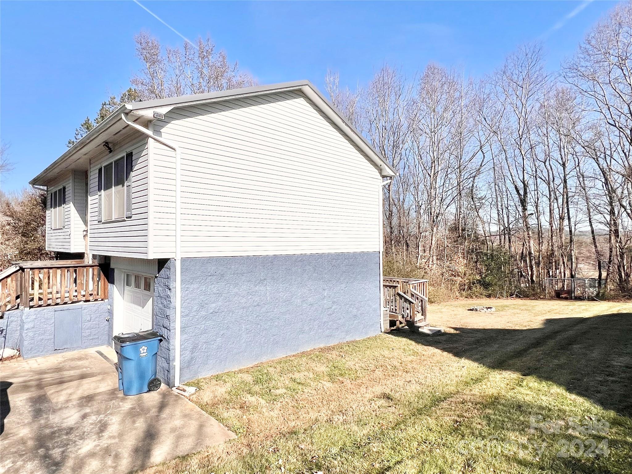 3556 Majestic View Place
