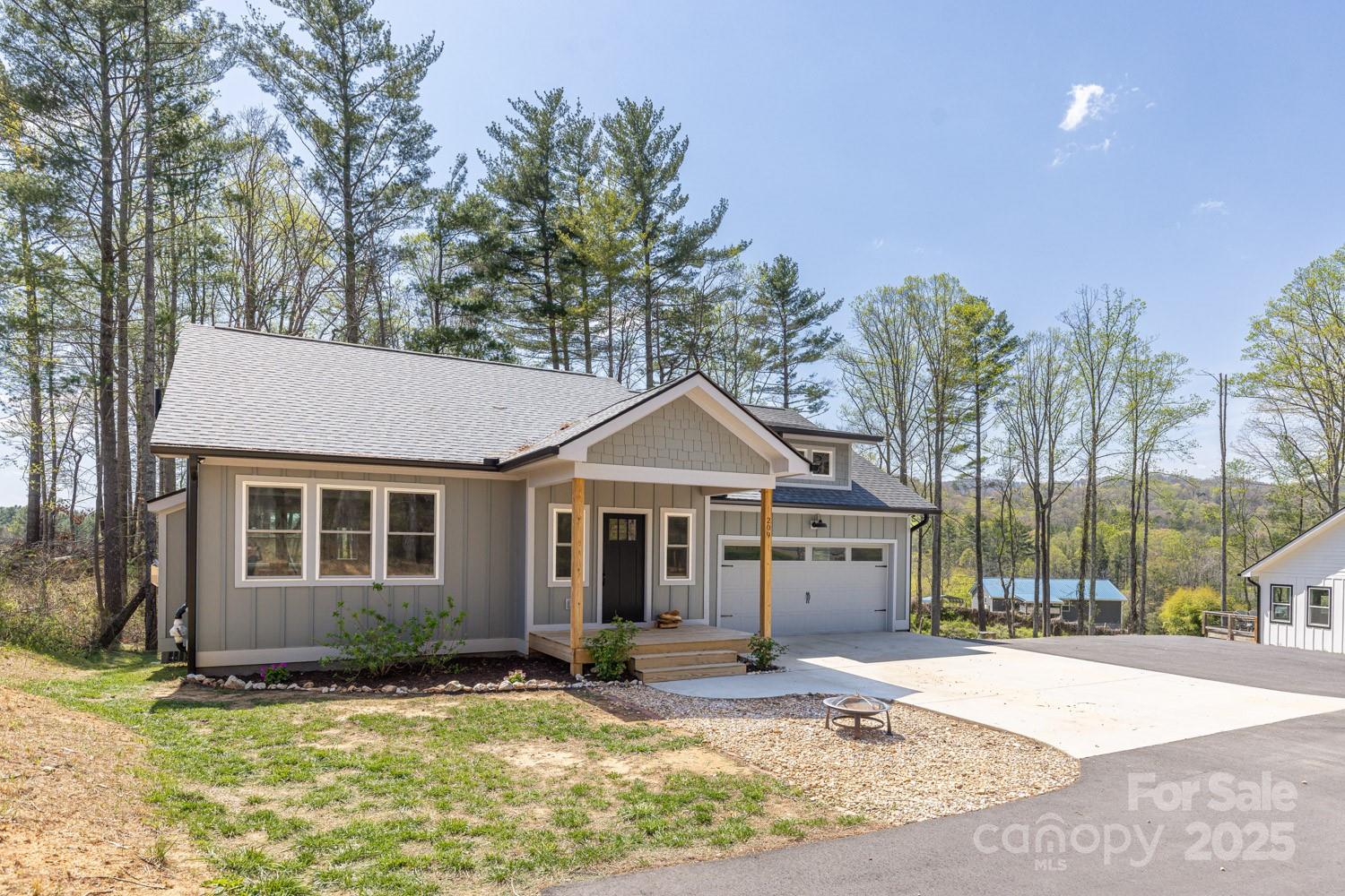 209 Fall Leaves Drive