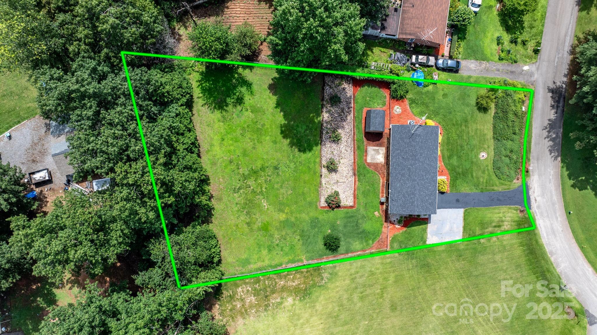 1040 Stagecoach Trail