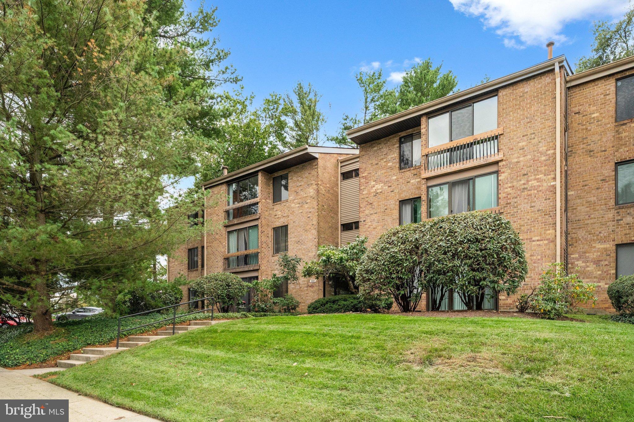 10528 Cross Fox Lane F-1