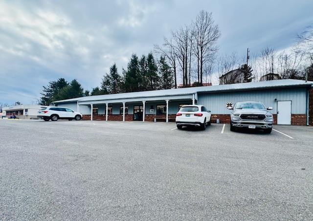 7833 Fan 7833 Fancy Gap Hwy