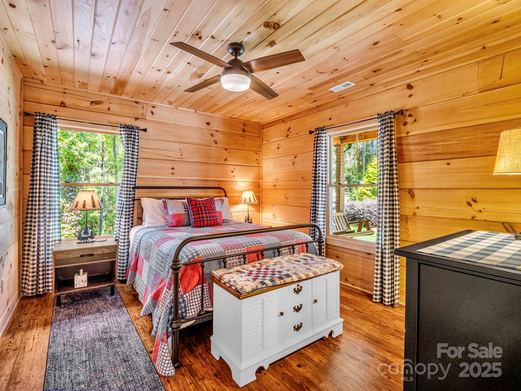 6022 Low Country Road