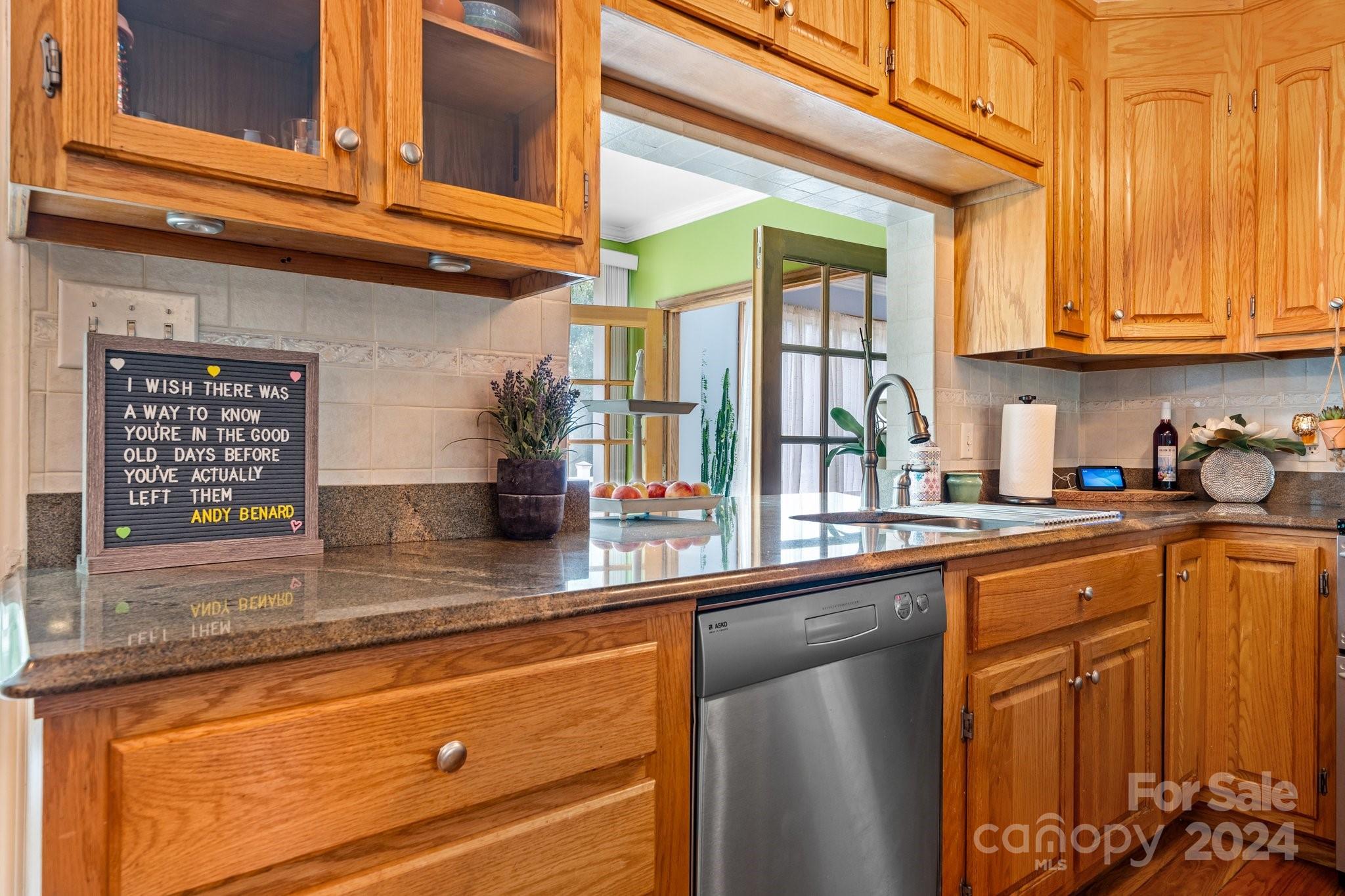 2461 Walt Arney Road