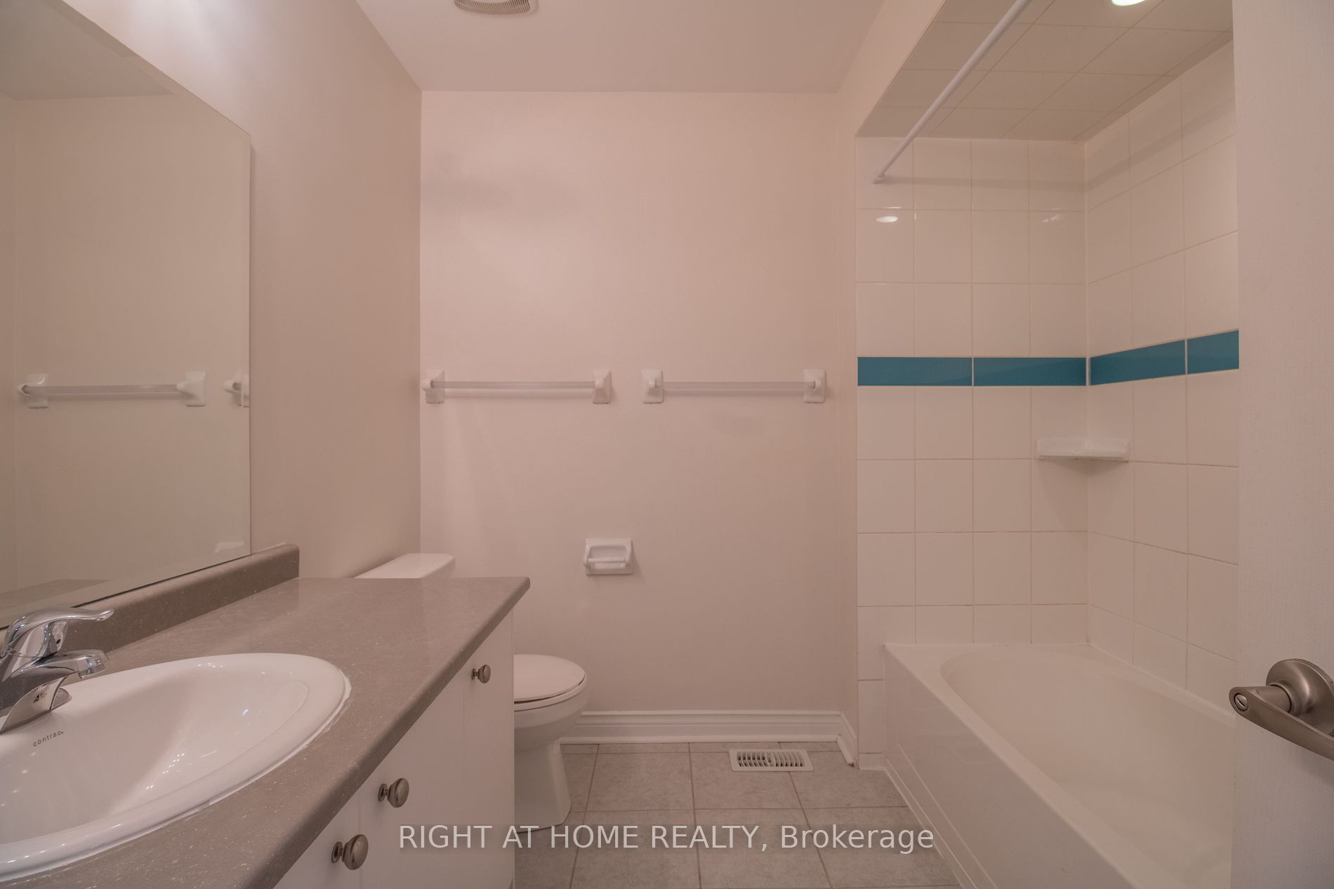 29 Keith-Wright Cres