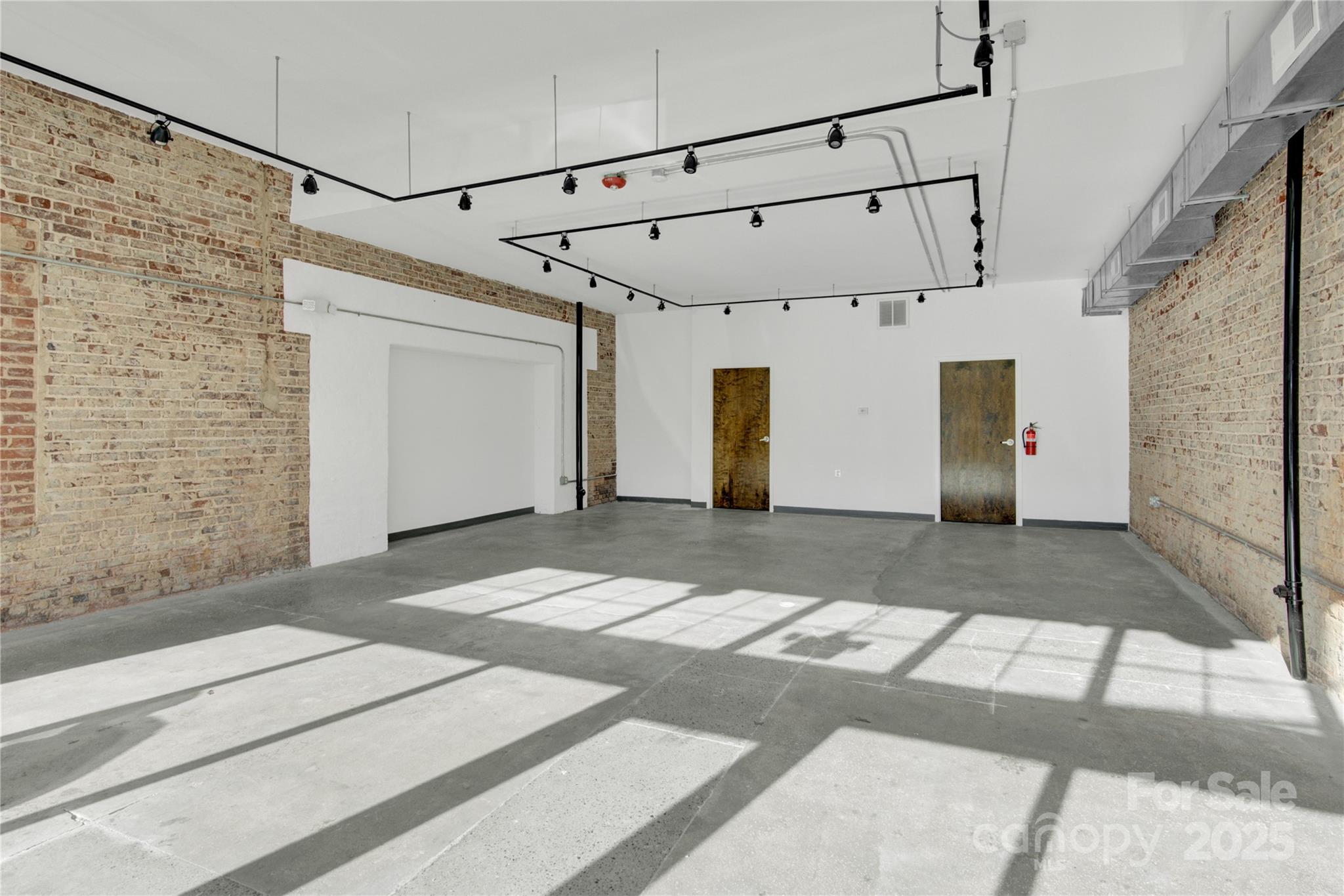 166-186 N Broad Street