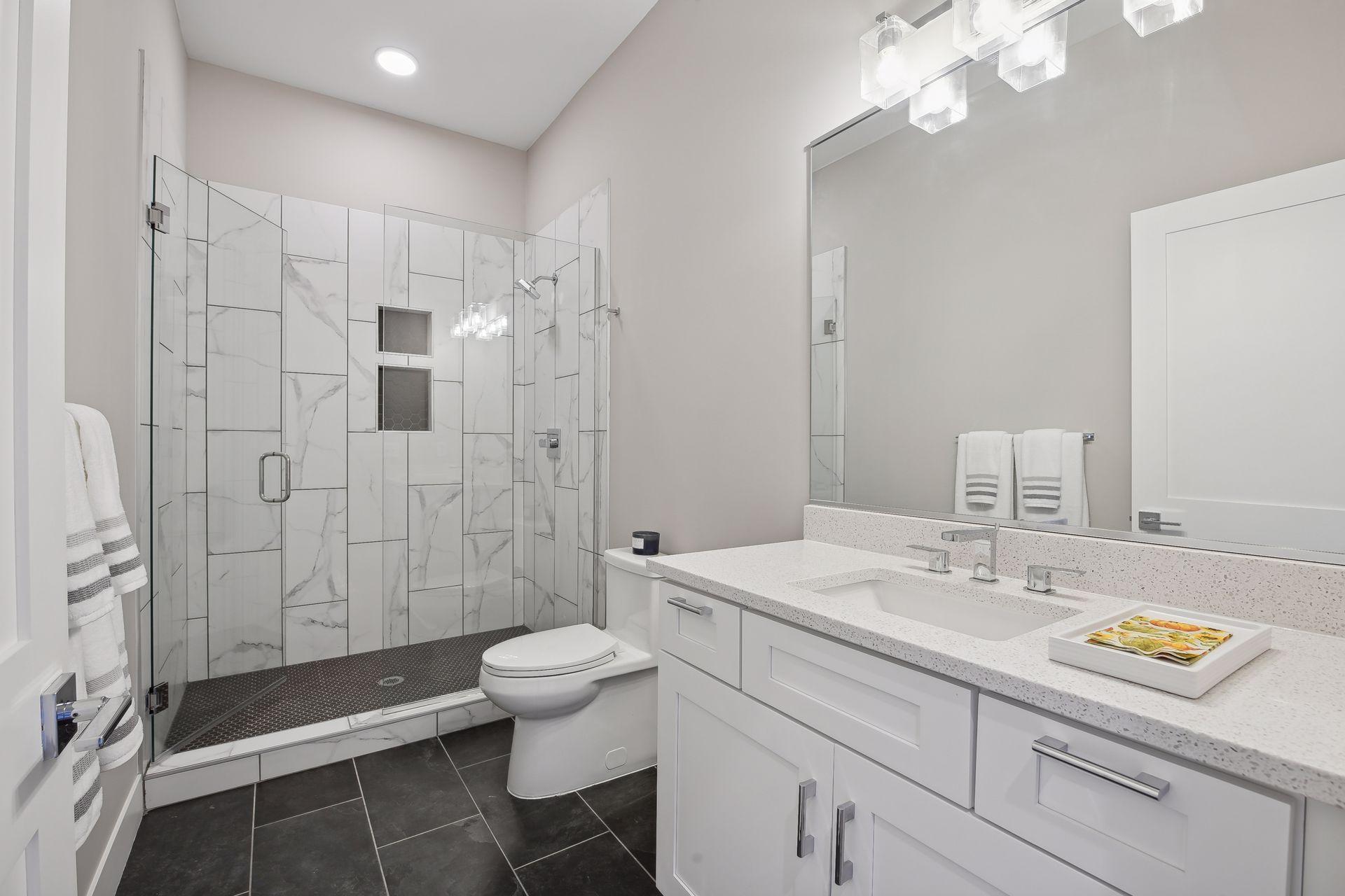 5734 Shady Oak Road S 12