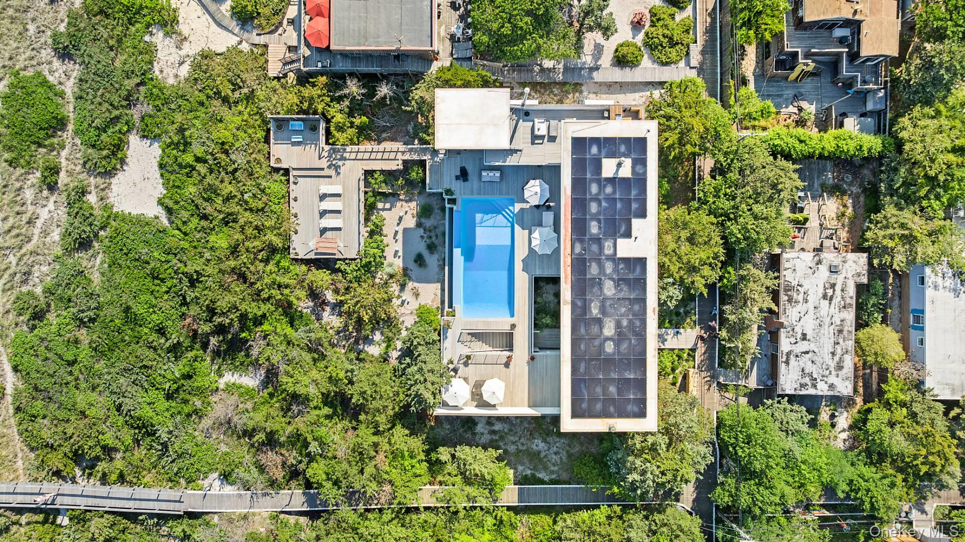 55 Lewis Walk