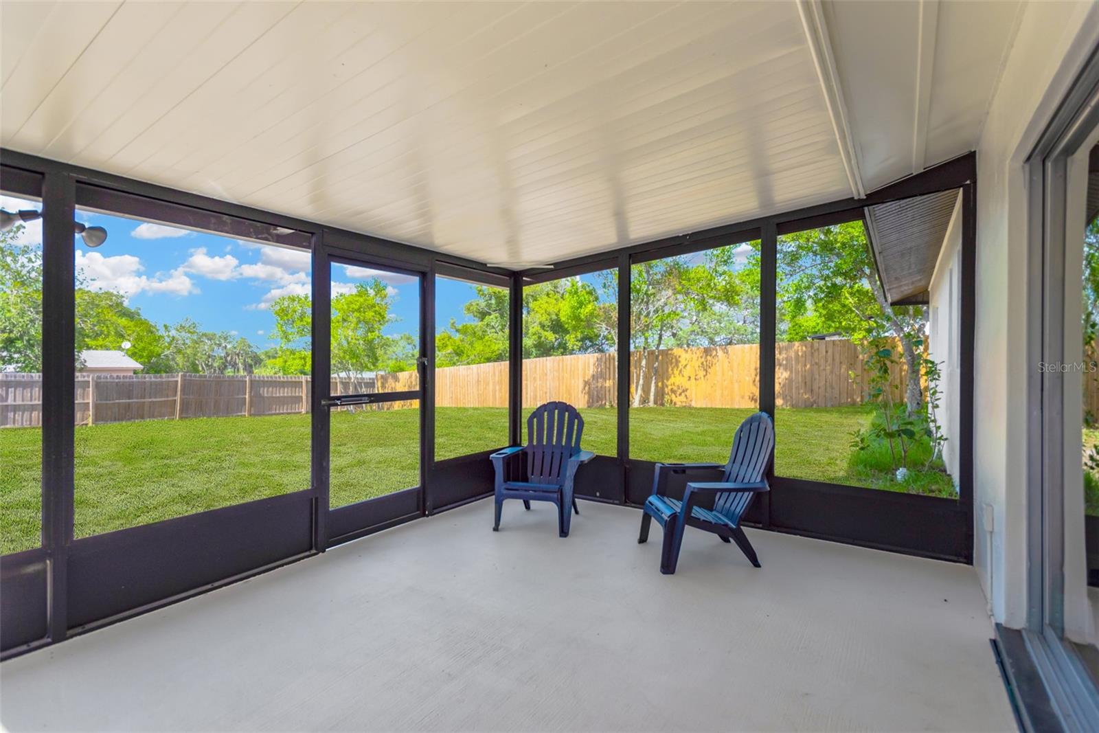 7047 Spring Hill Drive