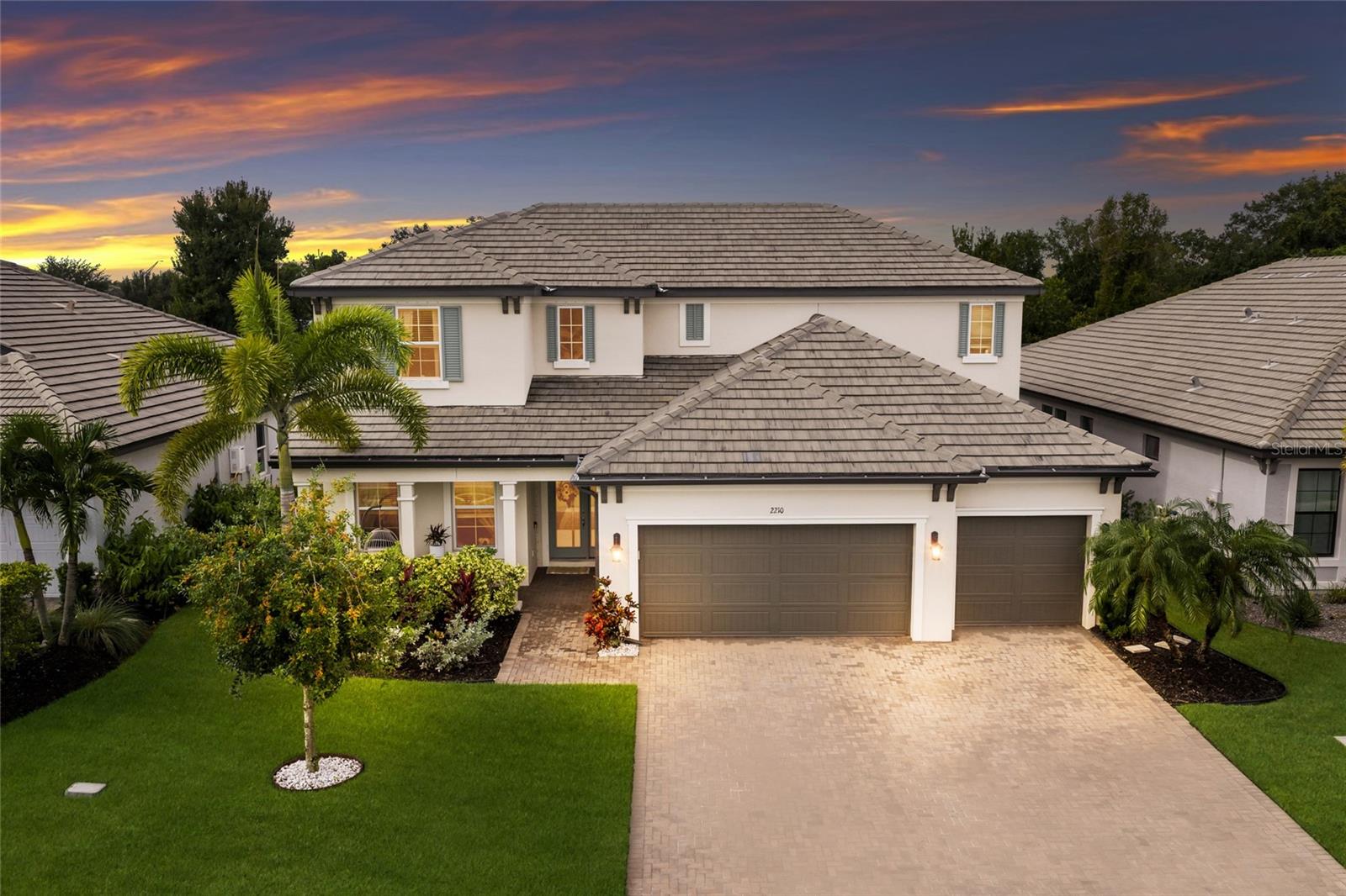 2210 Woodleaf Hammock Court, Lakewood Ranch, FL