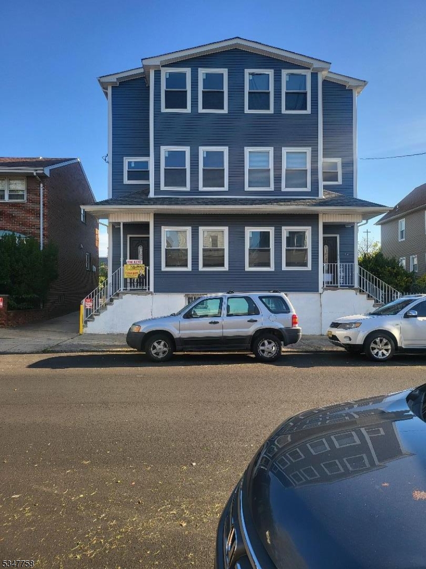 14 John St