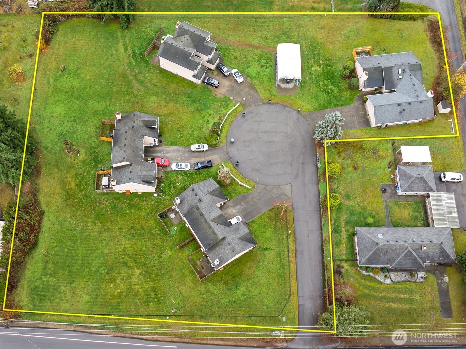 9605 52nd Avenue Ct E 1-8