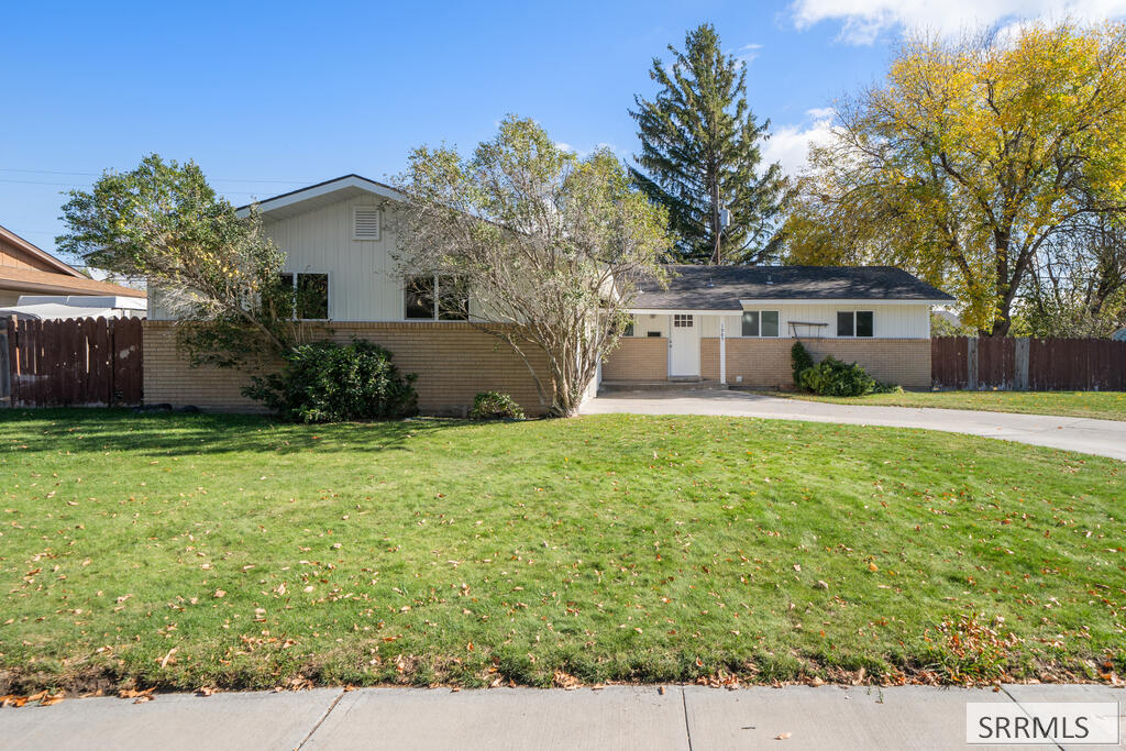 1985 Tiffany Drive