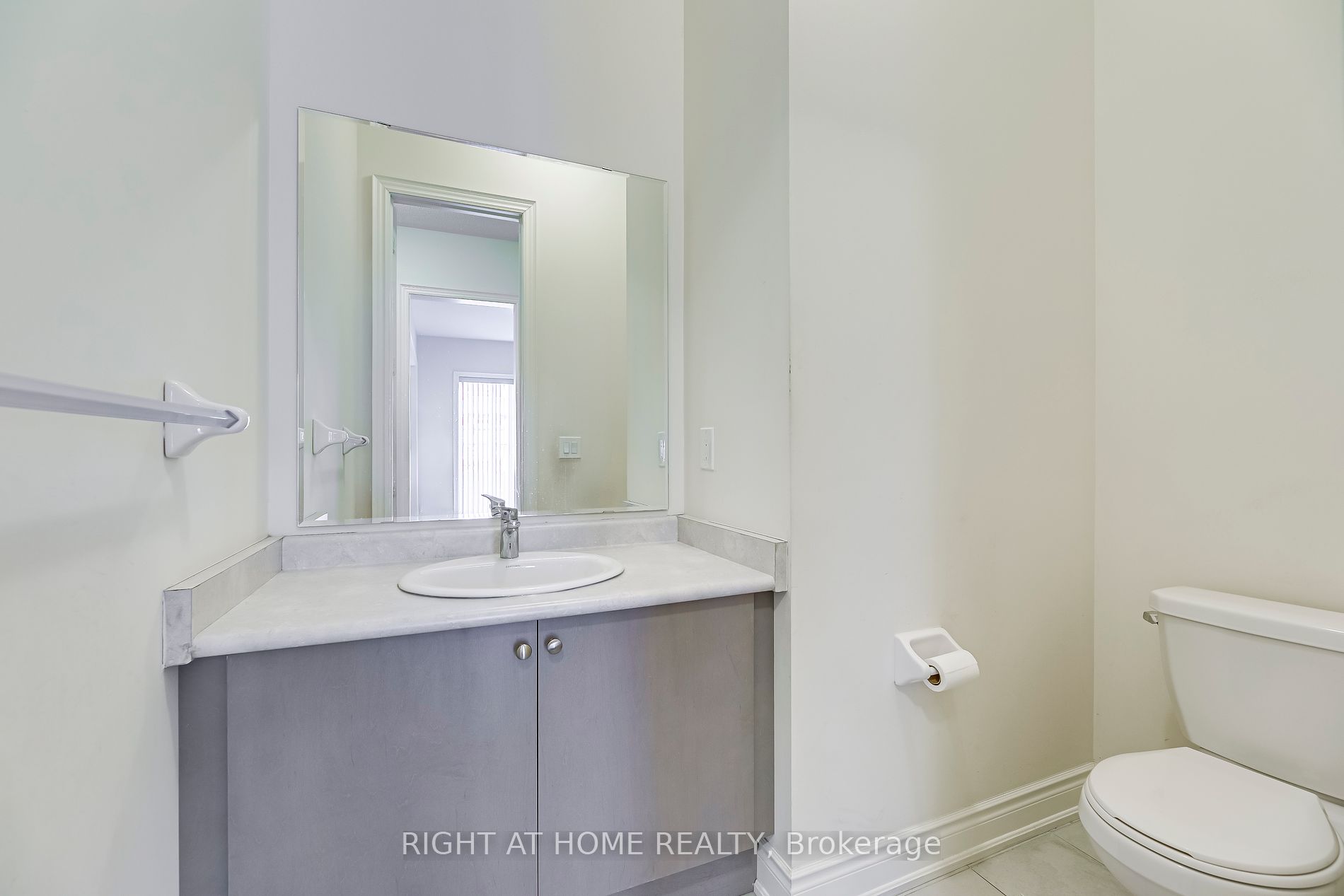1551 Doran Cres