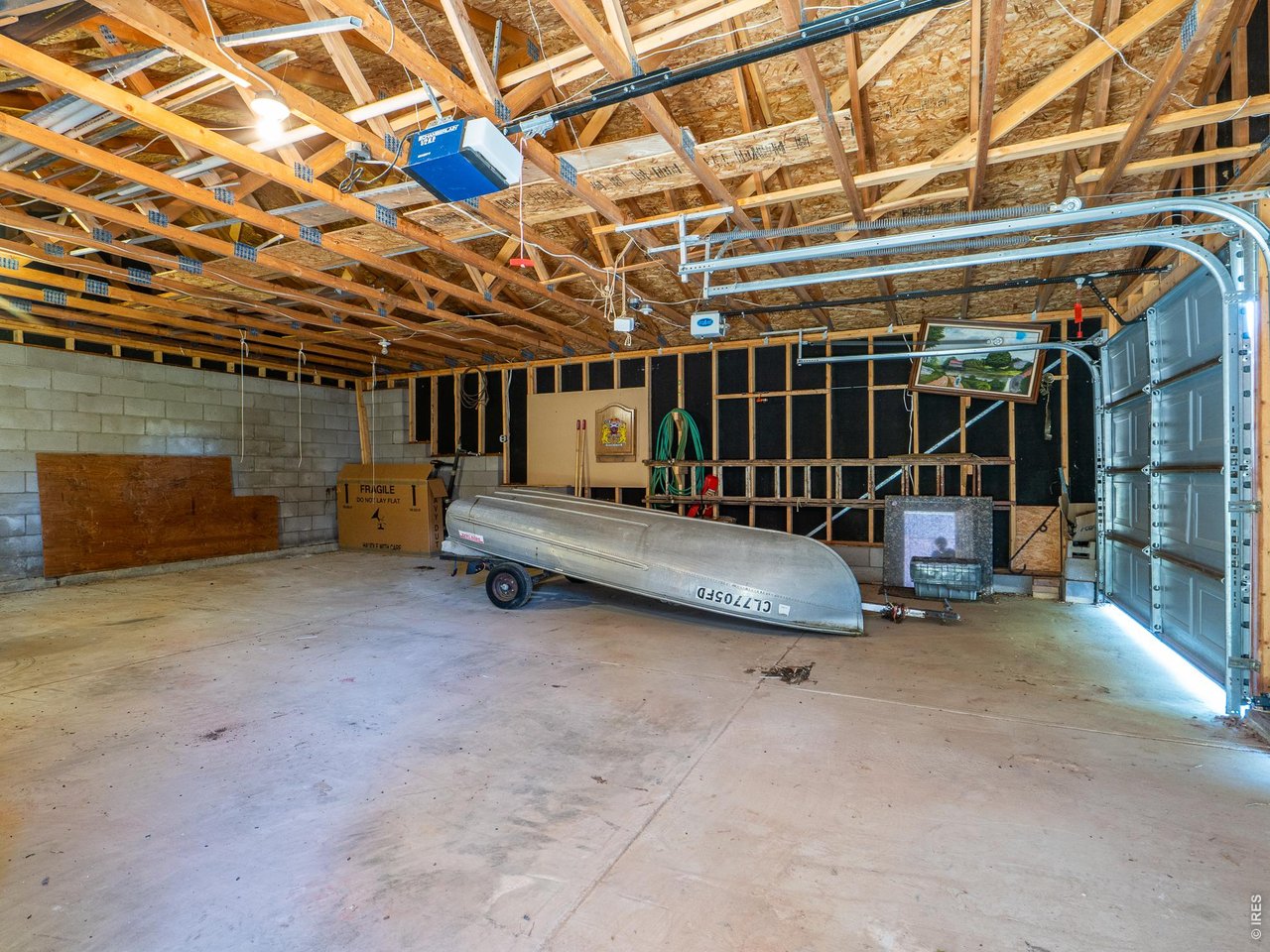 1847 Shoshoni Dr