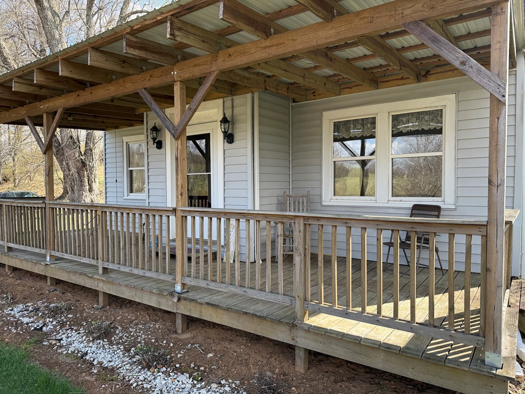 7414 Snake Creek Rd