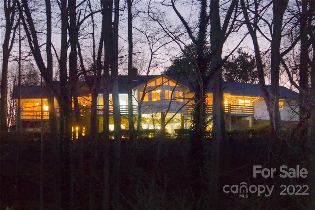 North Carolina Residential for Sale at 712 Hopewell Road NC