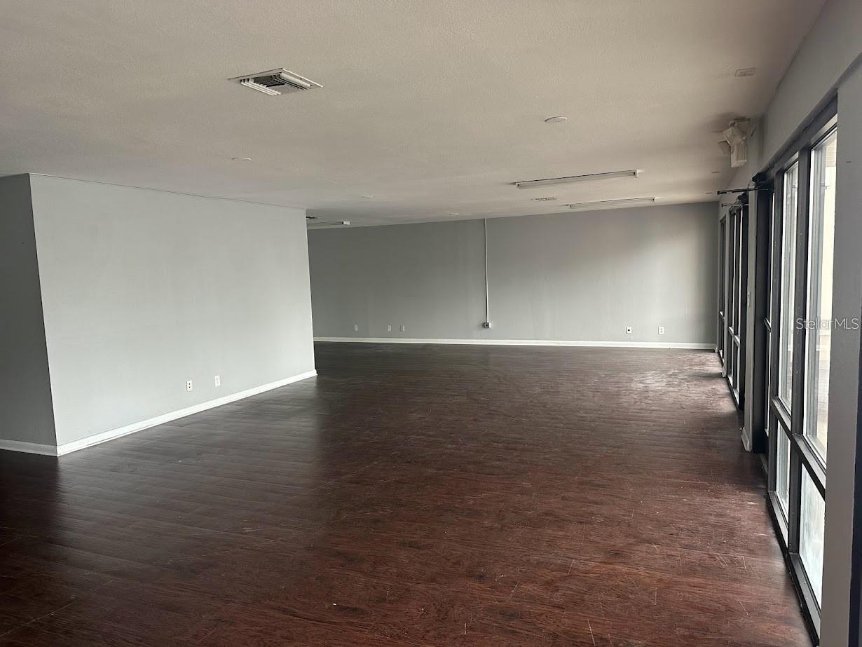 1905 SW College Road 1