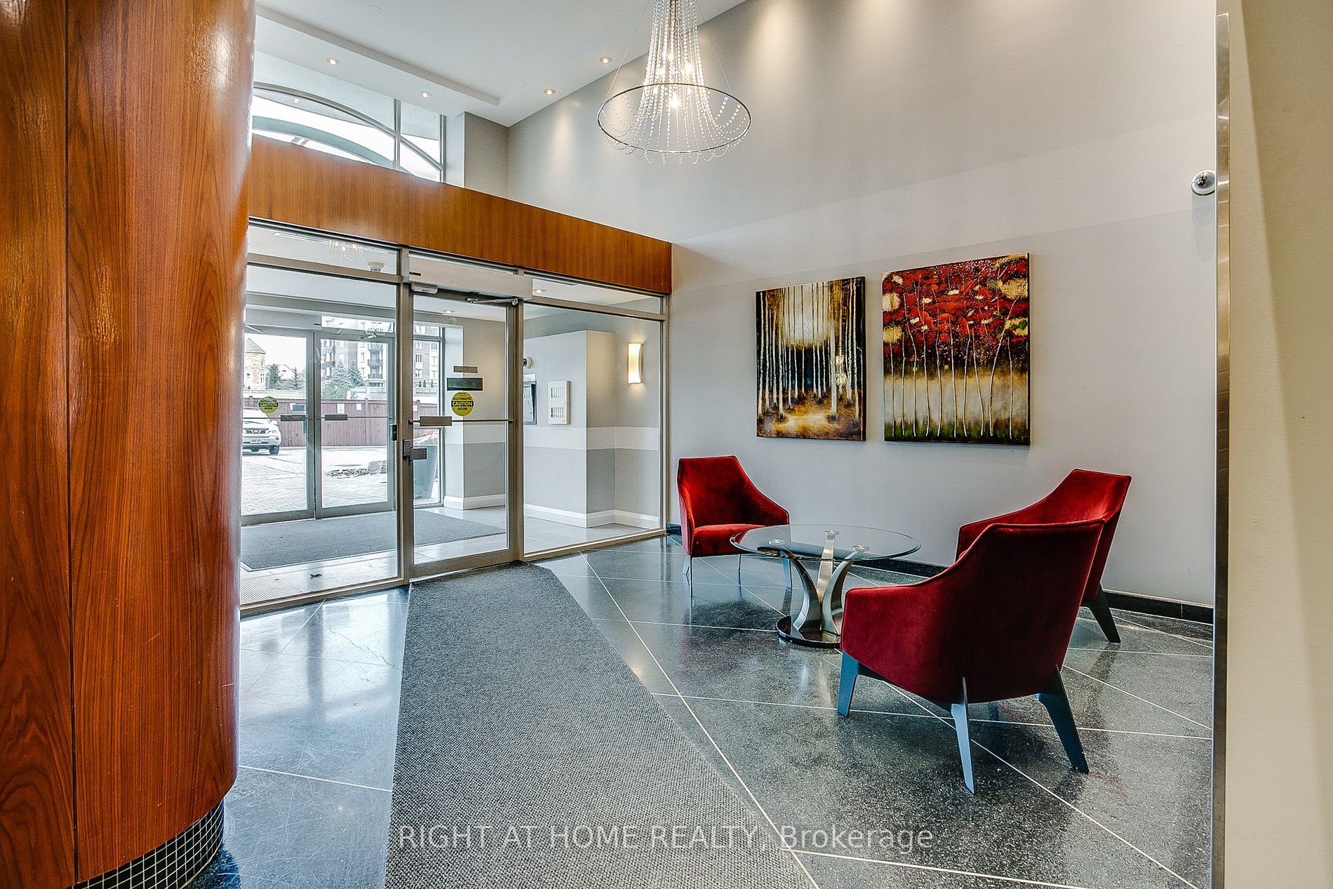 200 Manitoba St 317