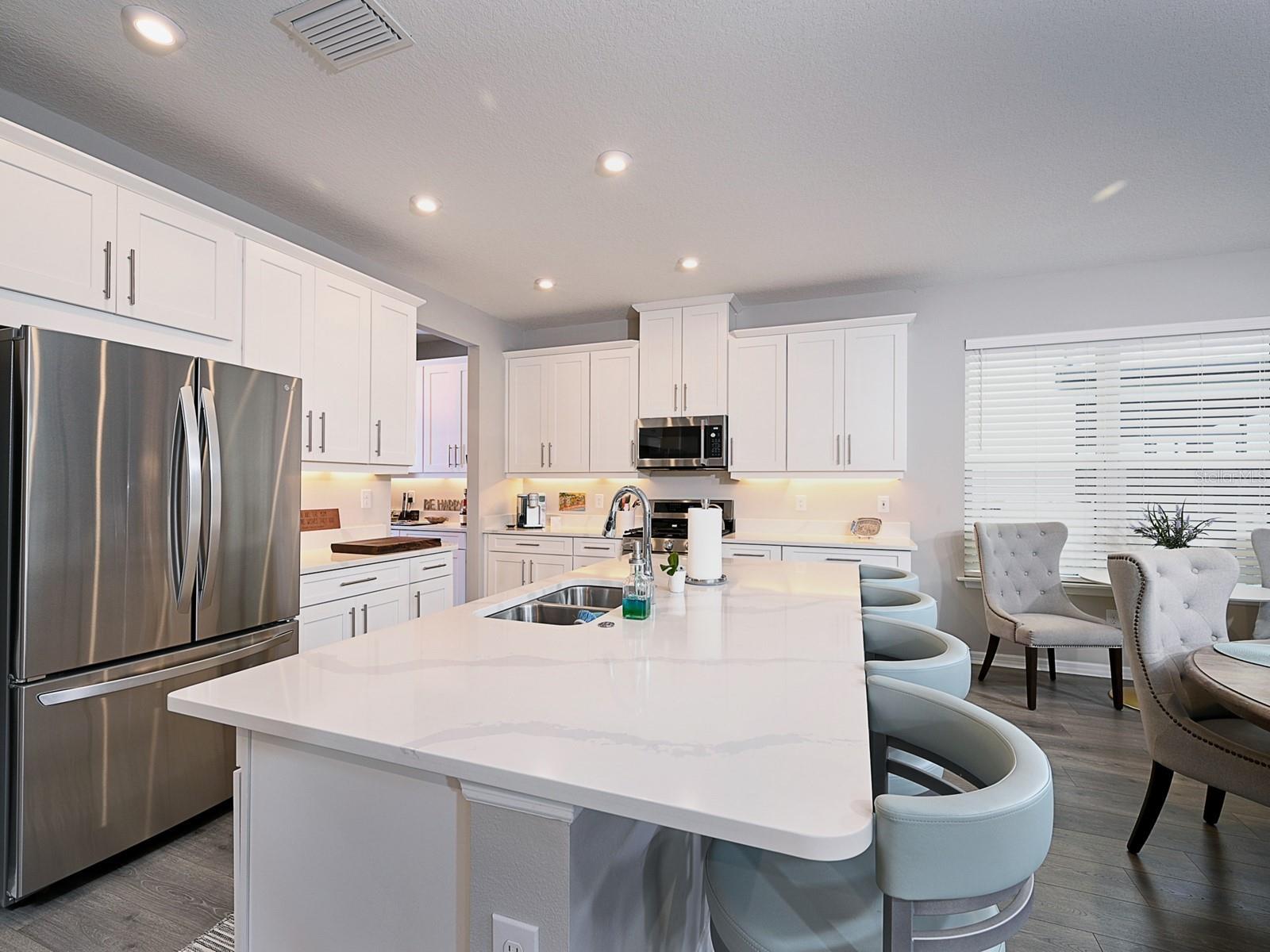 9077 Luna Lane