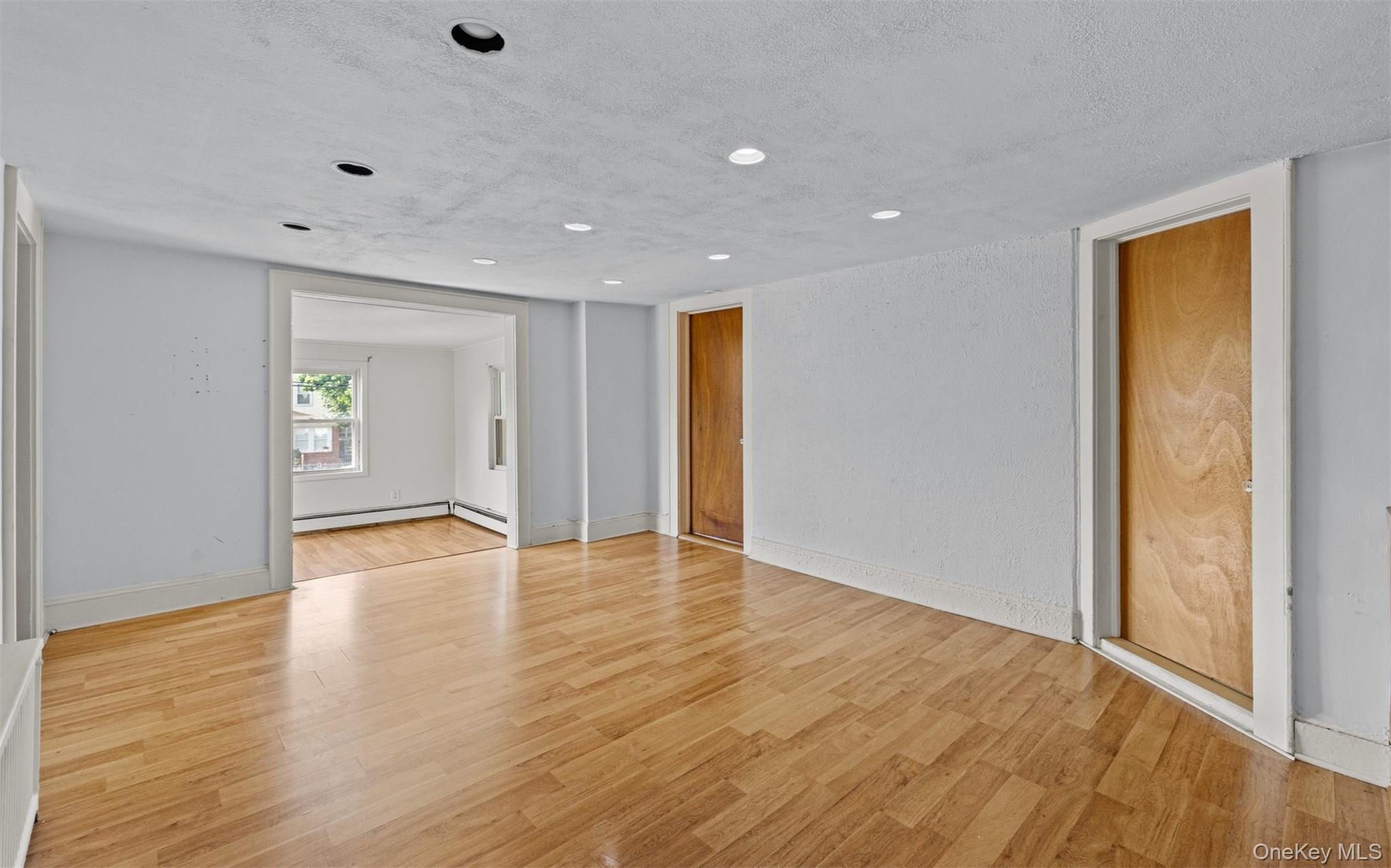 76 Solomon Avenue
