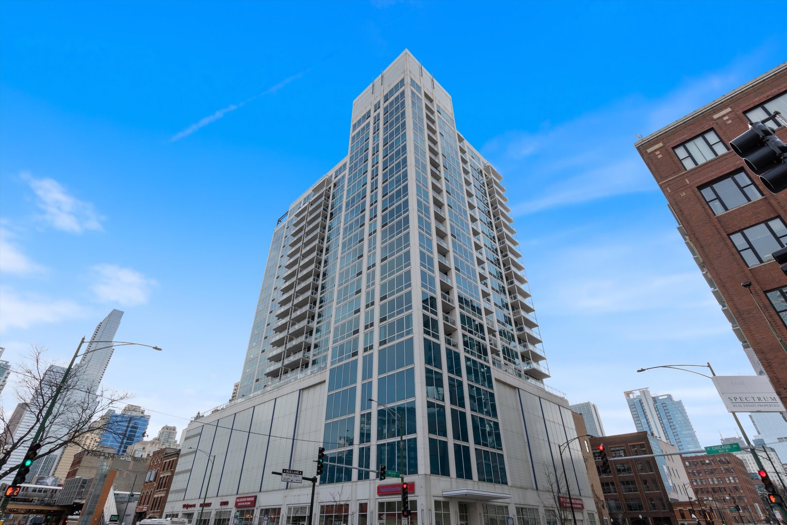 2 bd/2 ba in River North with jaw-dropping, unobstructed panoramic views of the Chicago Skyline. This rarely available South East corner unit features flr-to-ceiling window, large private balcony off the living space to take in the city & even a glimmer of Lake Michigan! Spacious open floor plan offers room for a dining area and breakfast bar. Open kitchen with stainless steel appliances, granite countertops, breakfast bar & custom backsplash. Master bedroom with ensuite bathroom, large vanity, separate shower, soaking tub and concrete vanity top. Bright second bedroom with custom built-in closets. Fantastic full amenity building with 24 hour doorman, outdoor pool, gym and business center. Steps from the CTA Brown Line, trendy restaurants, shopping, easy highway access and more!  Perfect location! ***Investors Only - Leased for 2 years***! No Rental Restrictions****Parking included in listing price!*