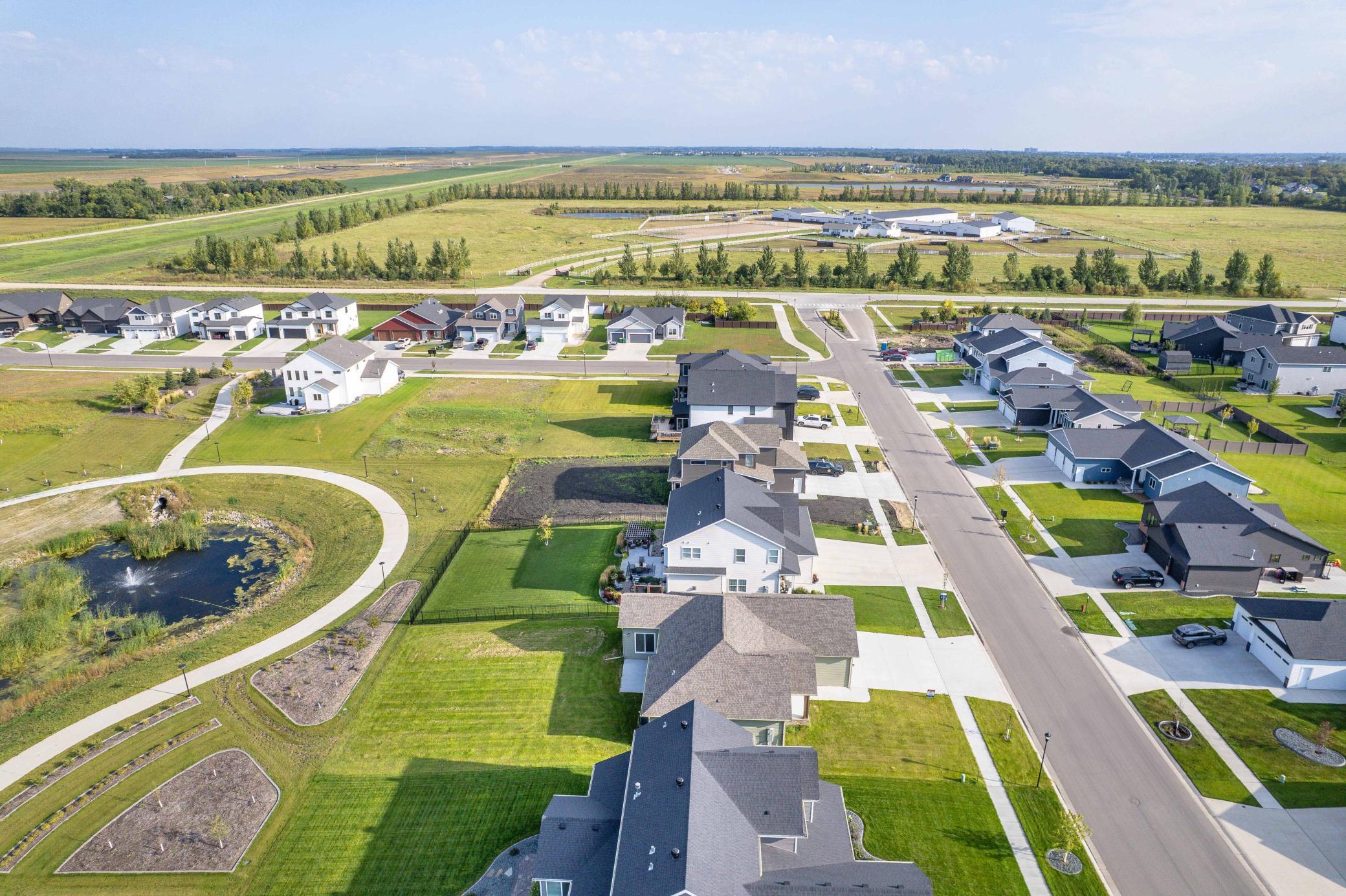 8825 Meadowlark Parkway