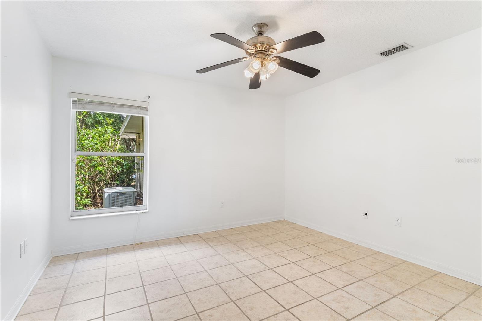 2800 Hammock Groves Road