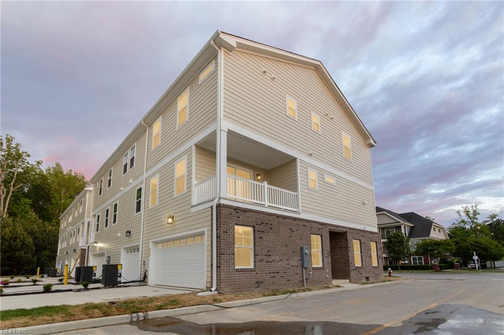 615 Commonwealth Drive