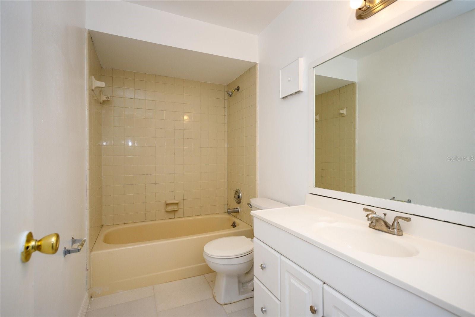 2703 Hunt Club Lane