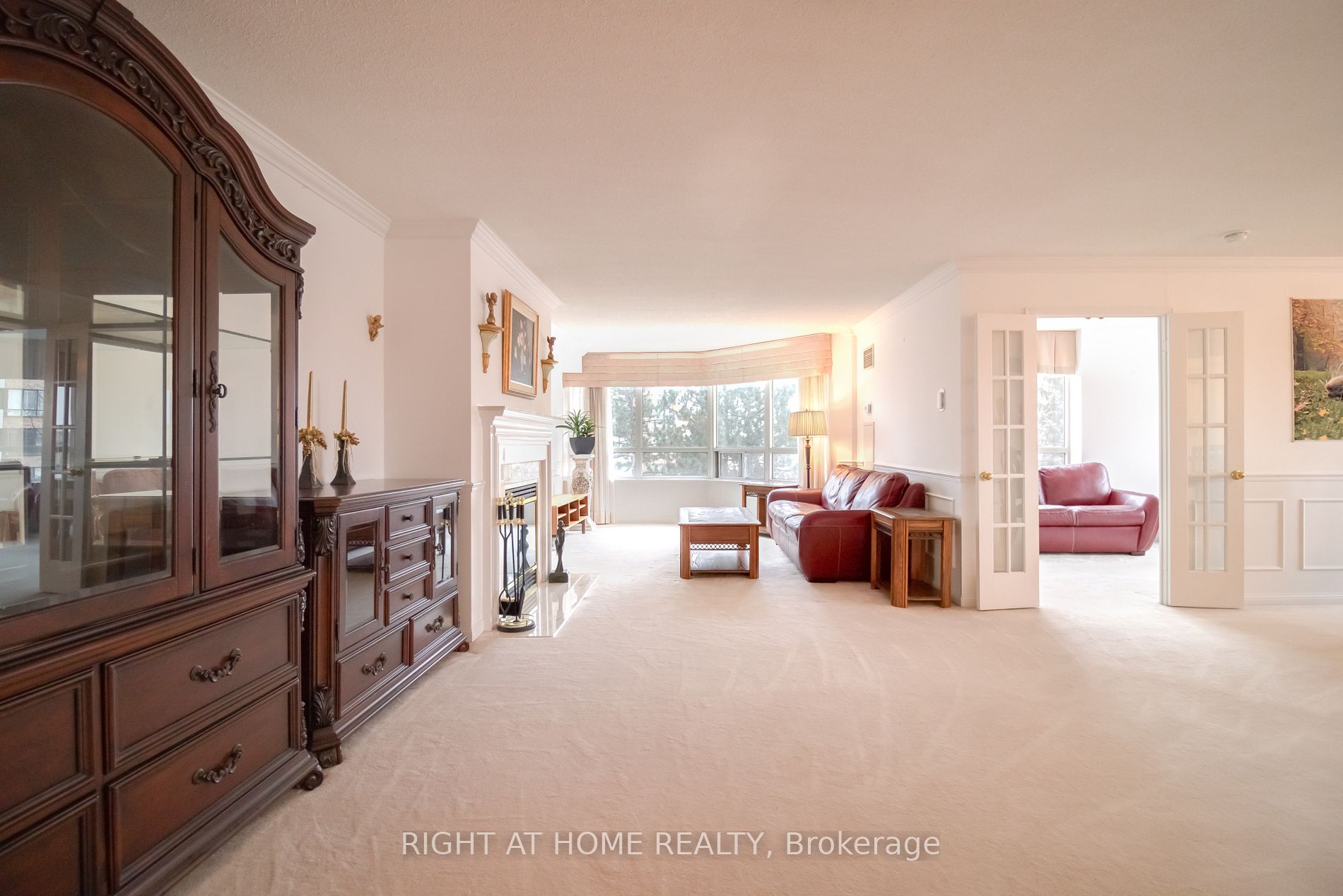 610 Bullock Dr 415
