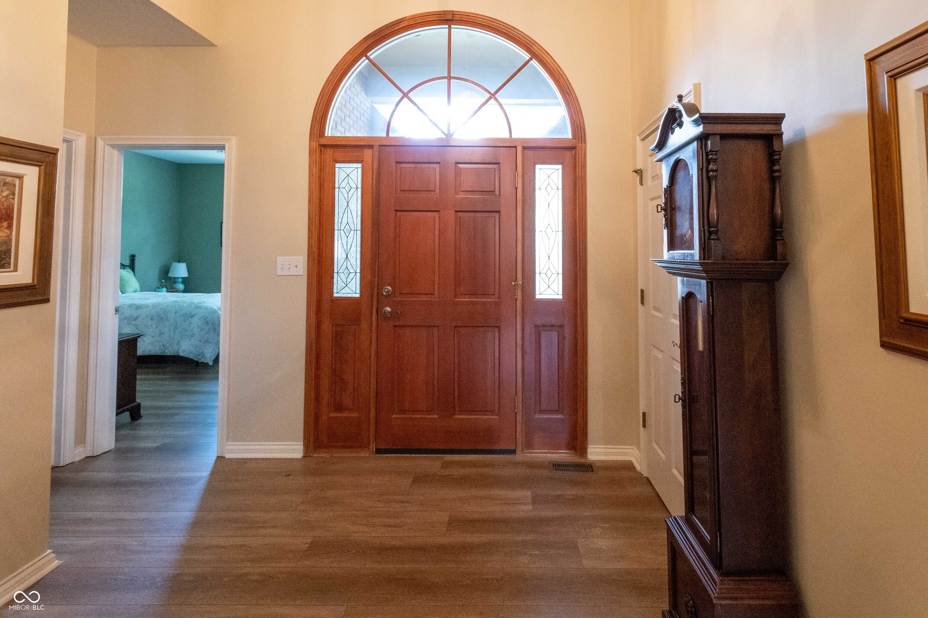 1701 Pathway Drive N