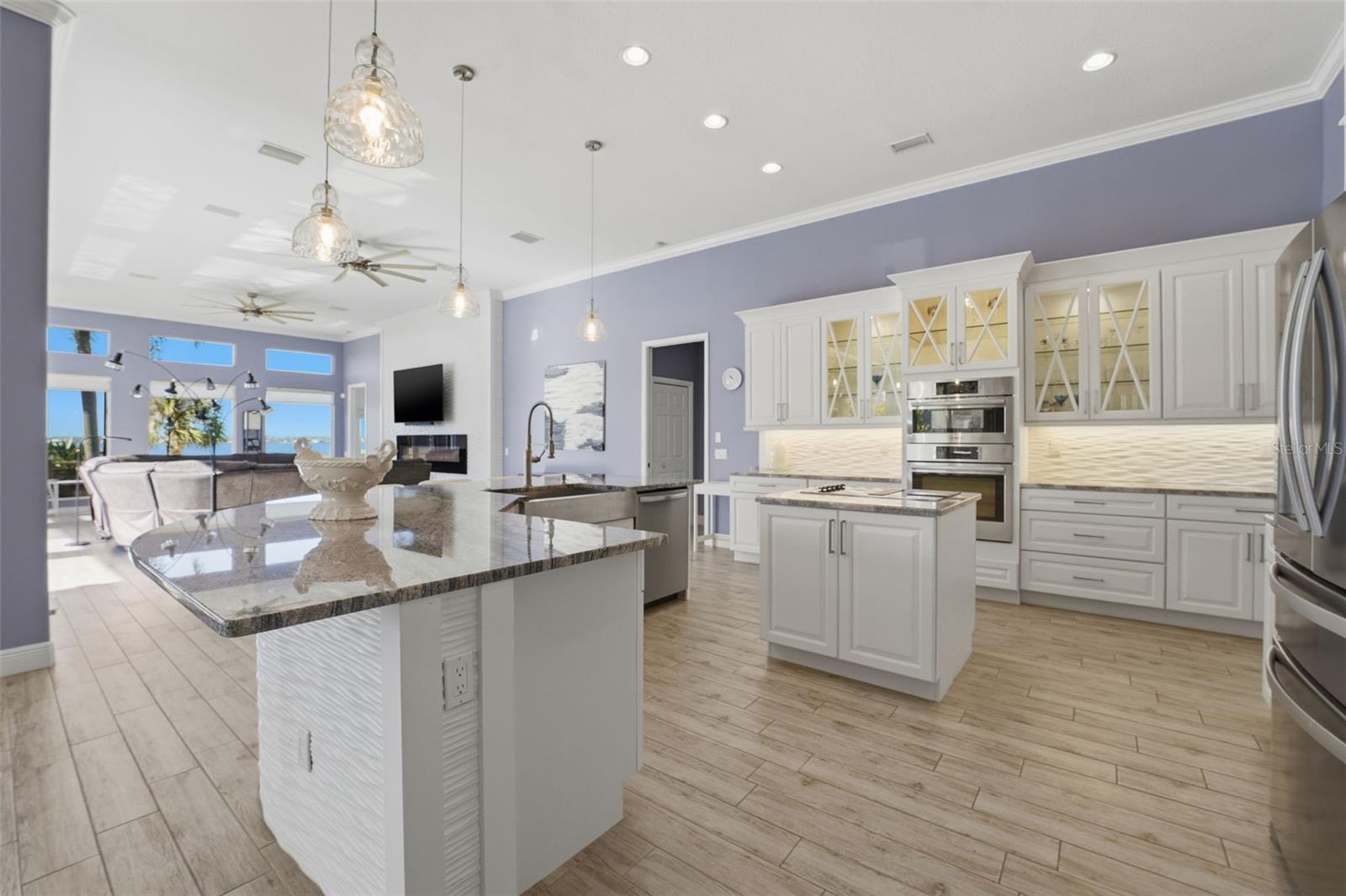 3121 Rivershore Lane