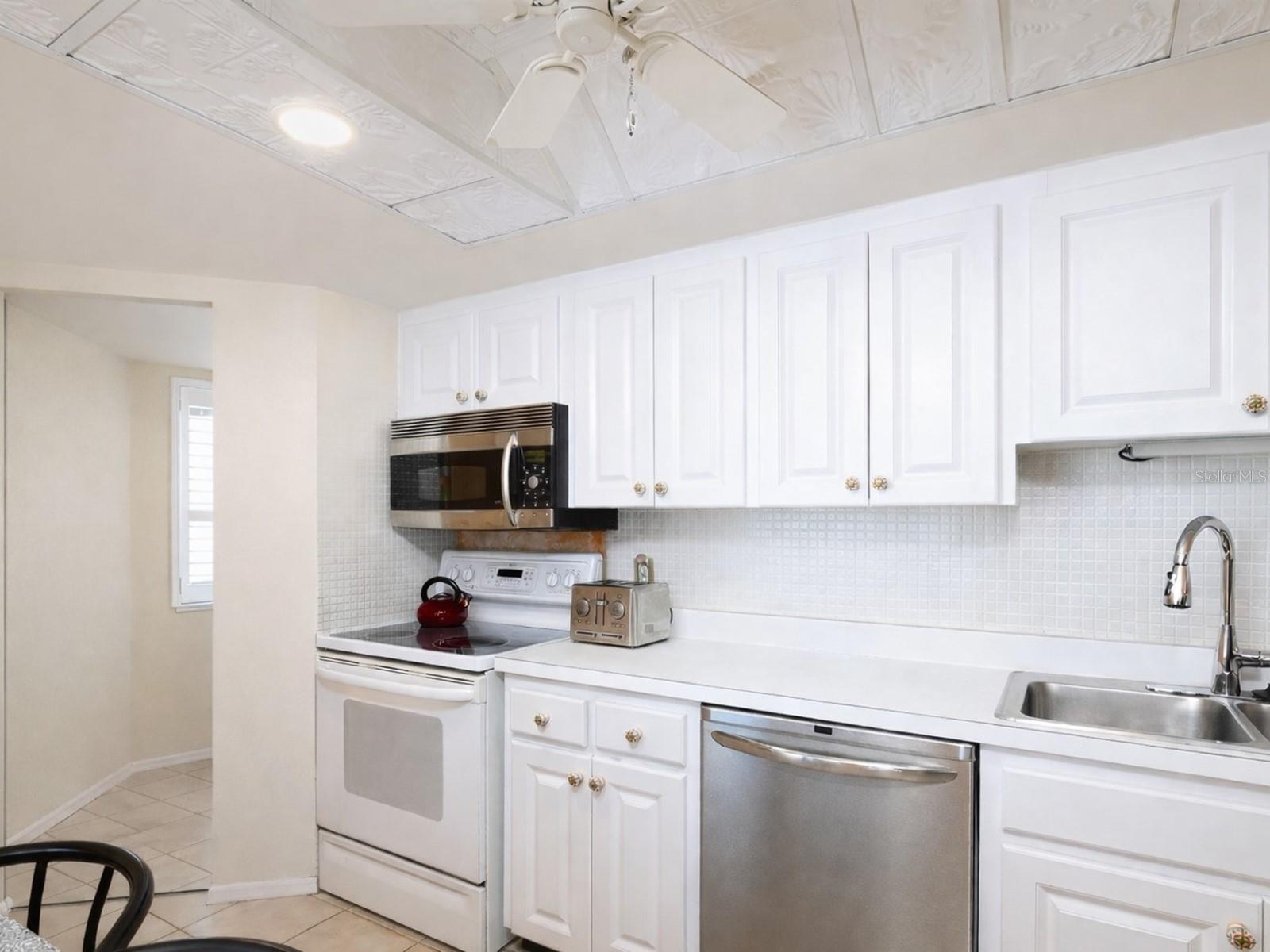 1770 Benjamin Franklin Drive 206