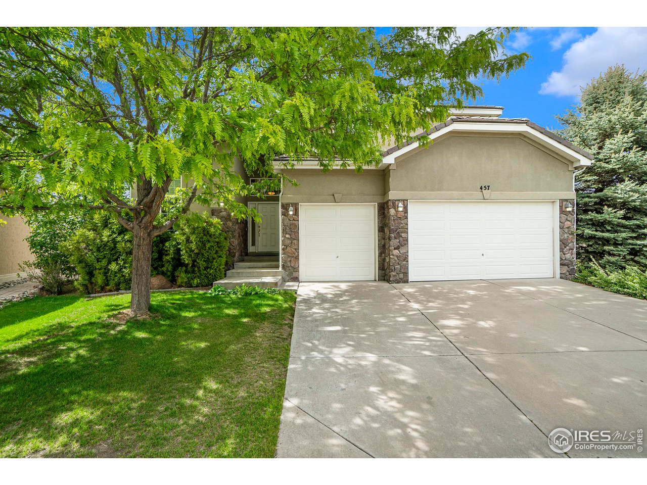 457 Harbor Ct