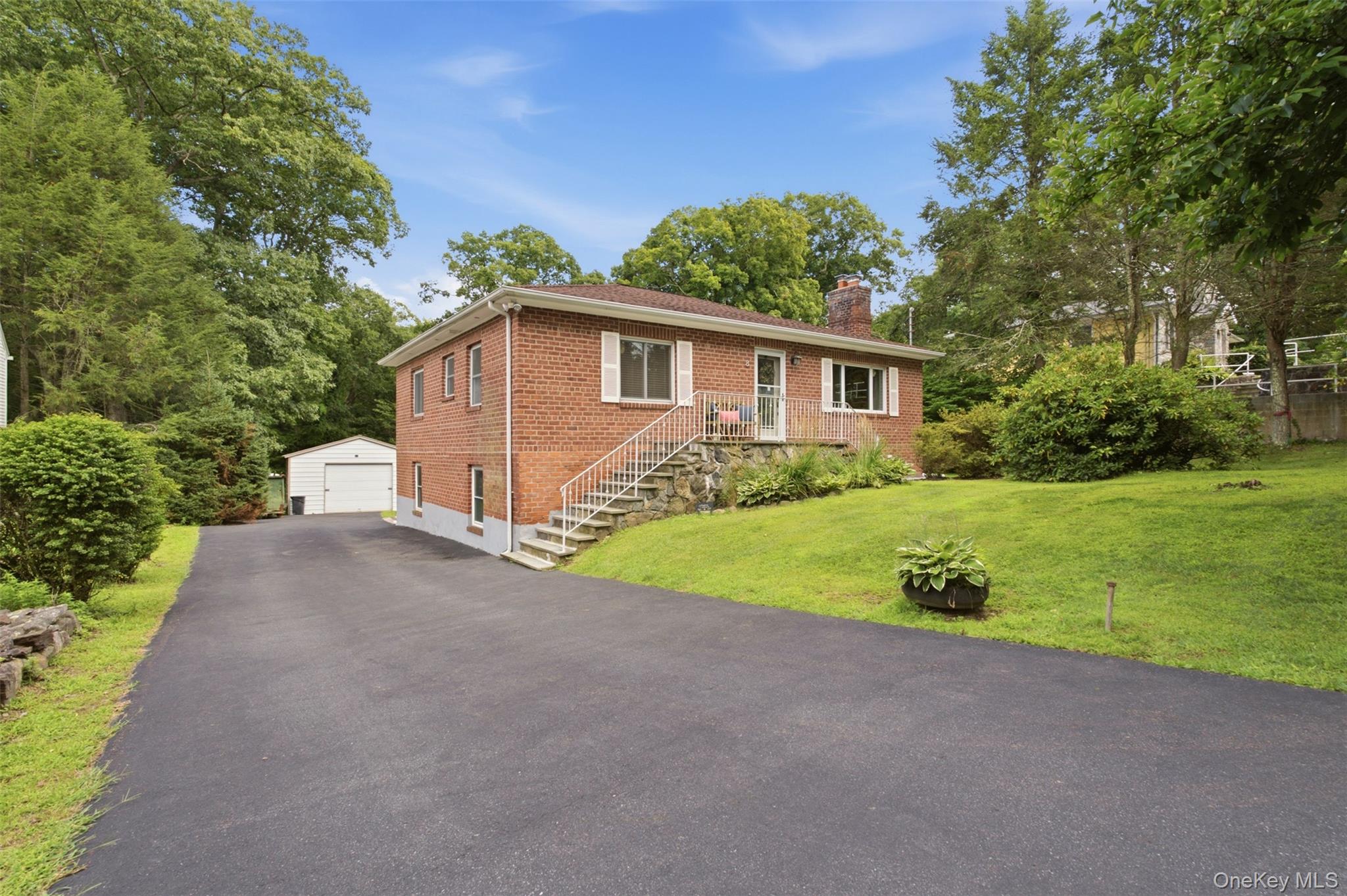 8 Arbutus Street
