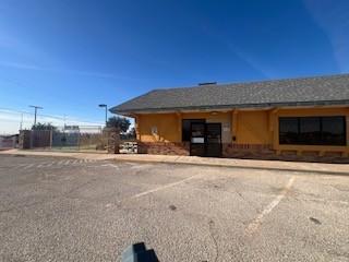 Seller is very negotiable on lease terms great location, it was a game room could be restaurant, office space, could be many uses