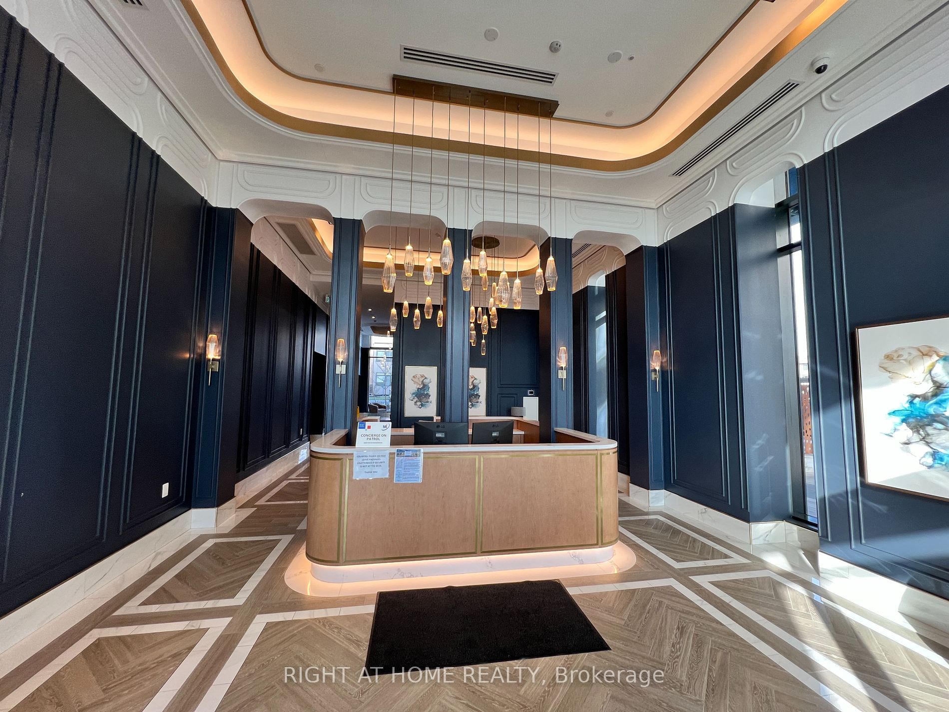 120 Eagle Rock Way 801