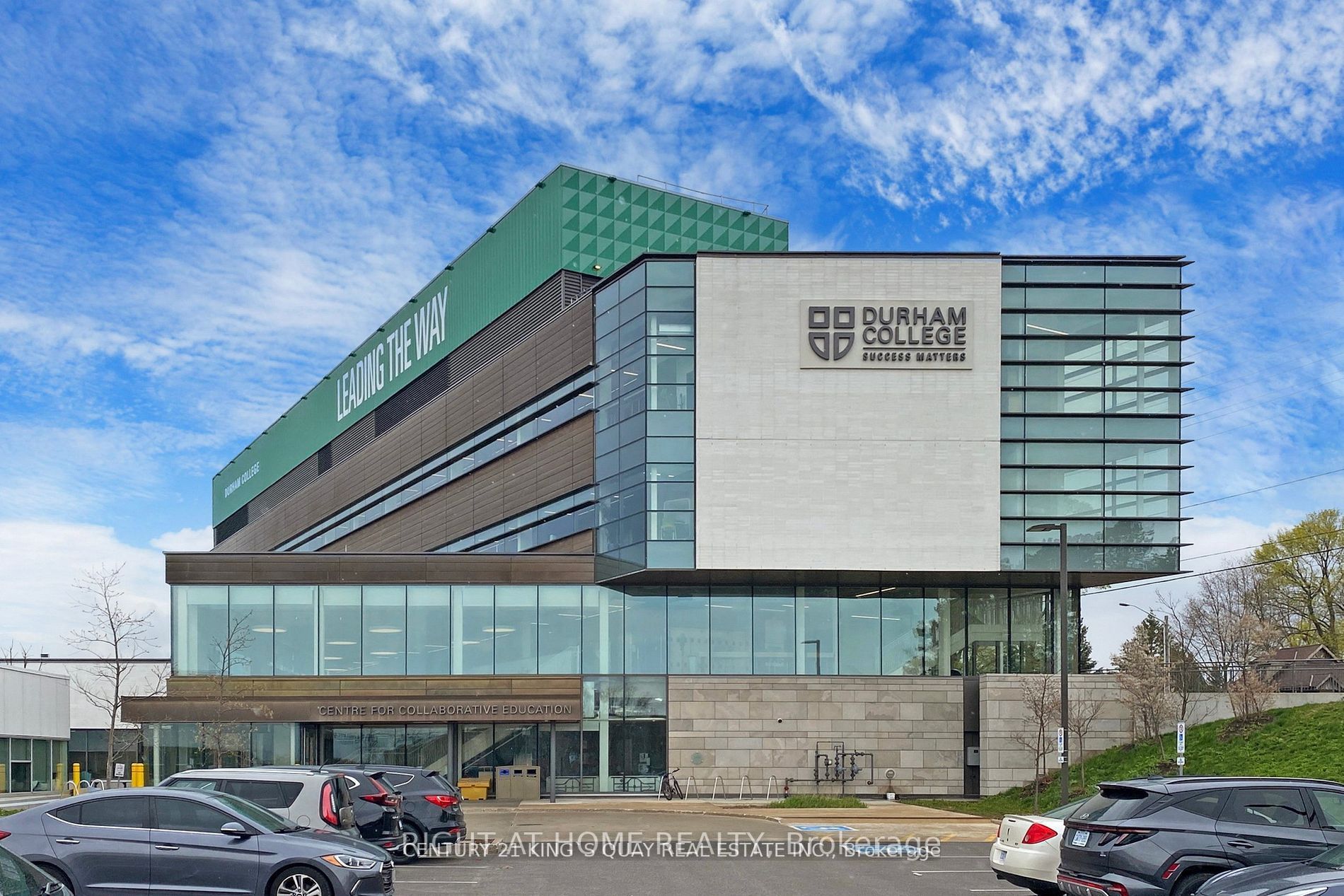 1740 N Simcoe St 42