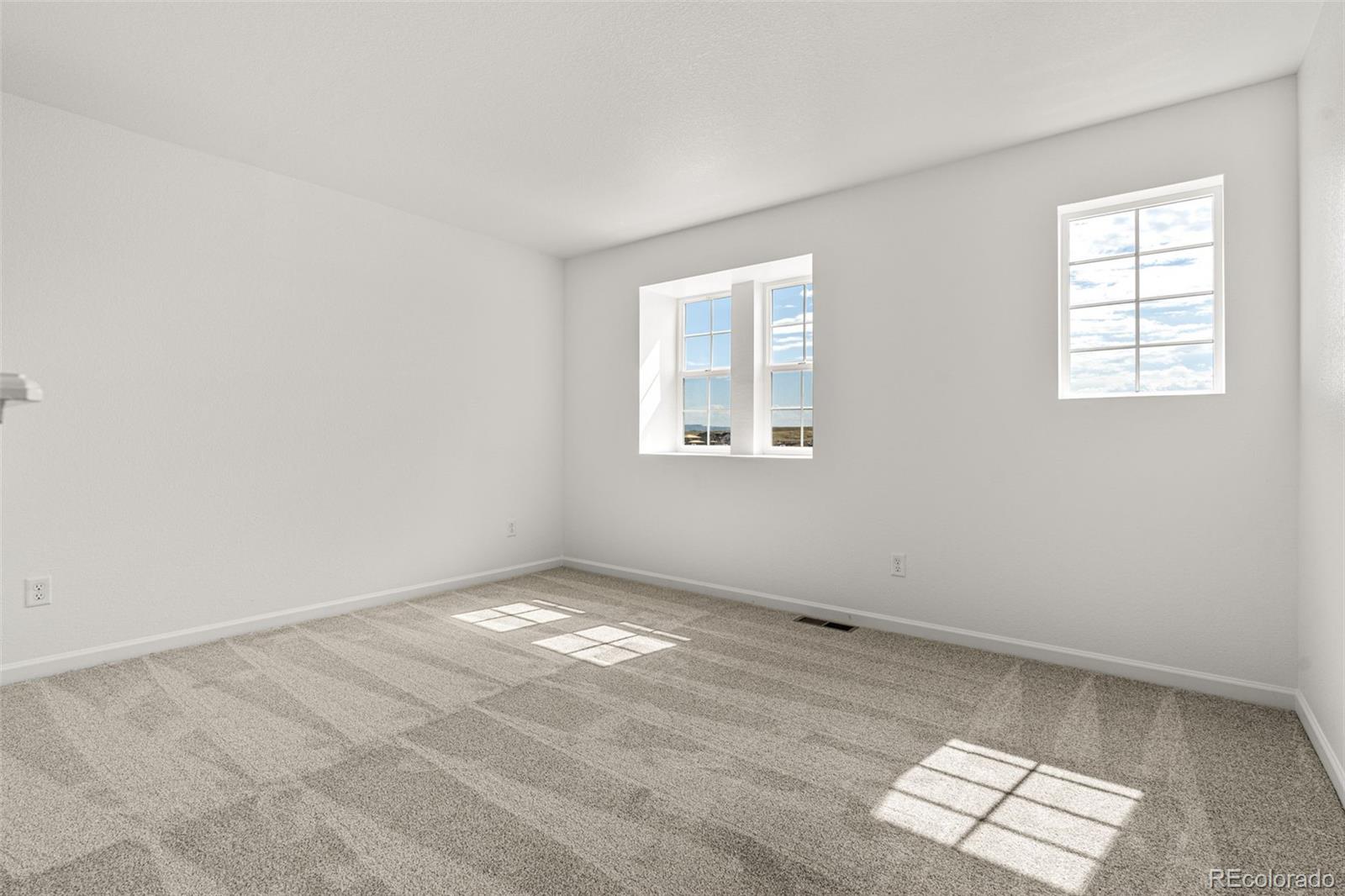 8942 Whiteclover Street