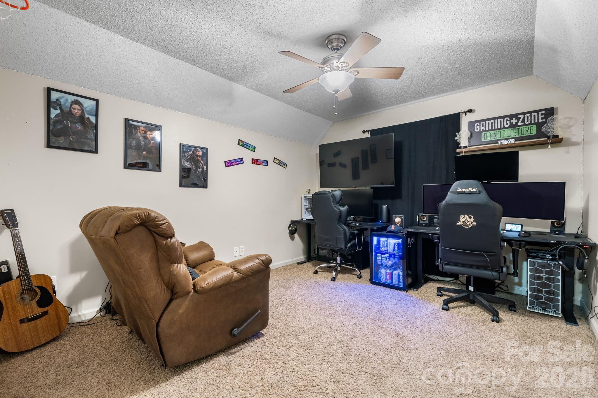 104 Buck Shoals Circle