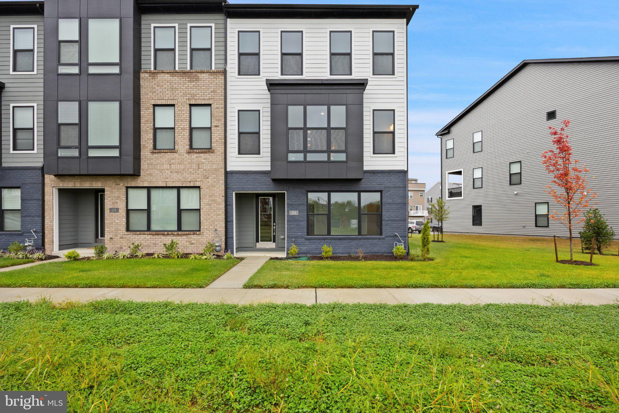 121 Summit Point Boulevard 15-J