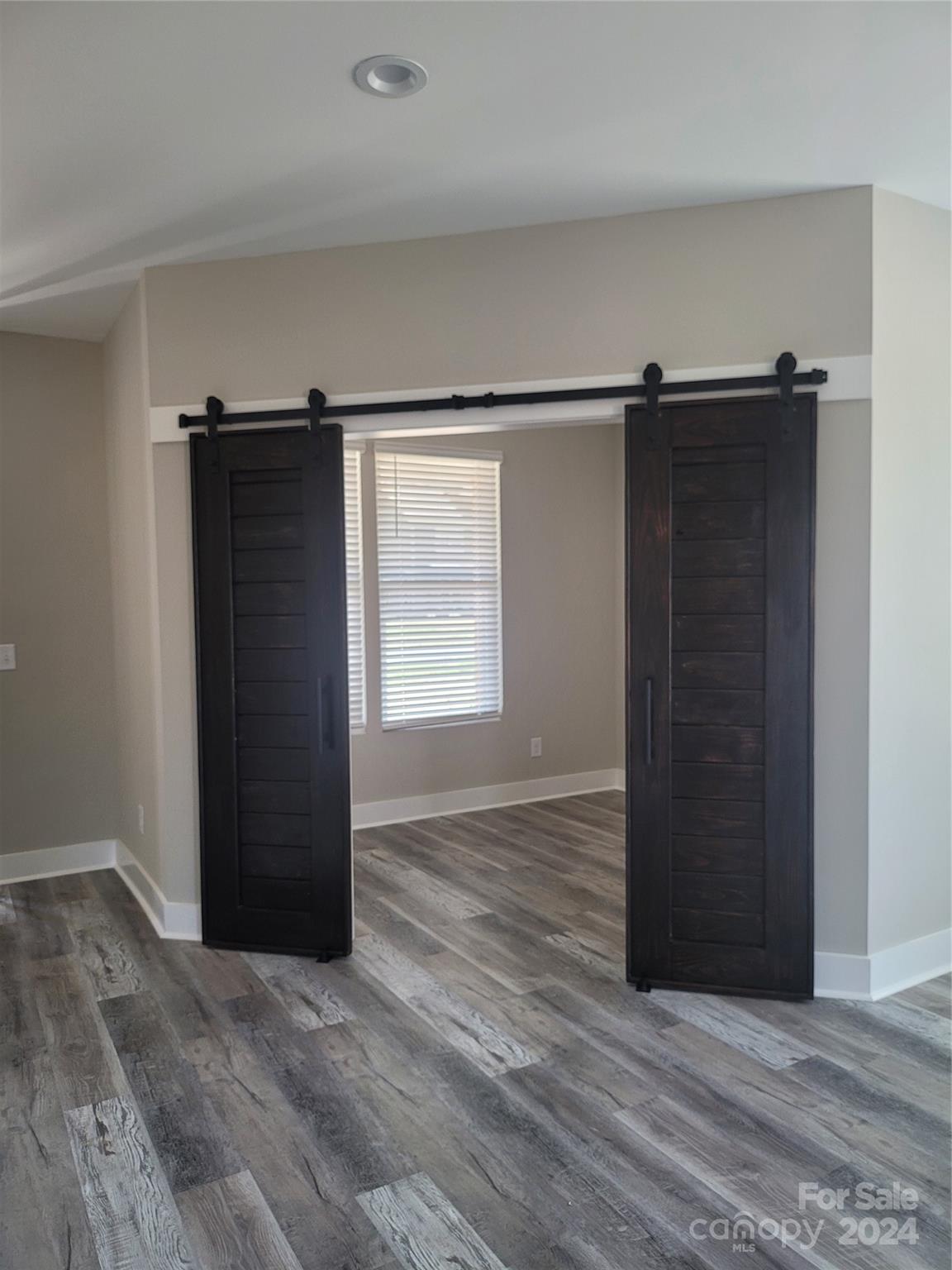 27687 Taylor Lane