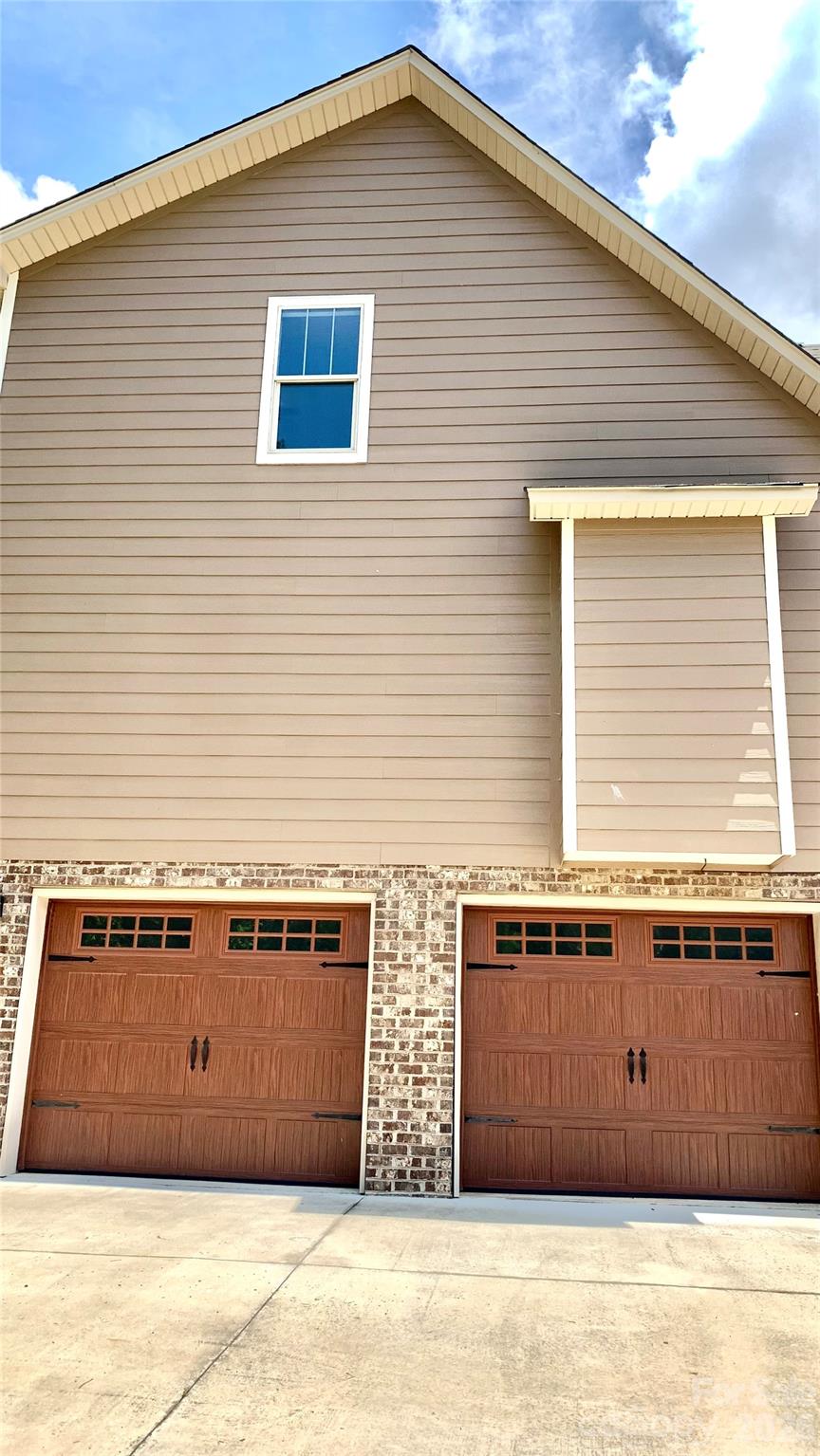 124 Maplewood Court