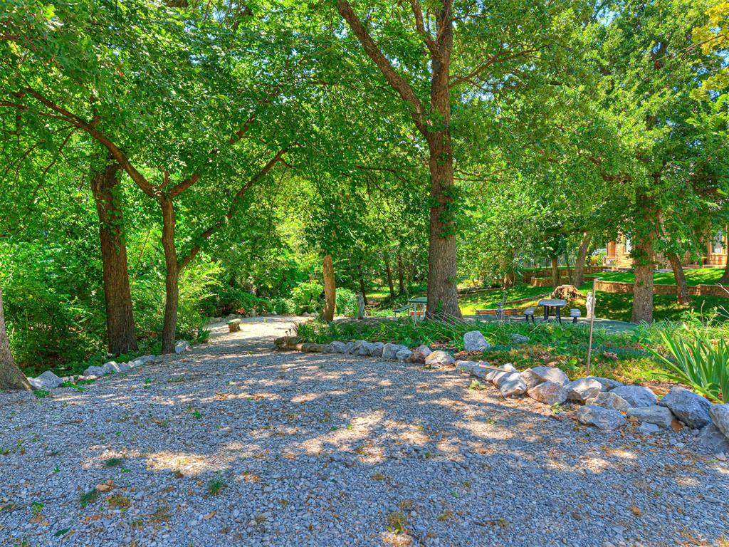 2312 Overholser Court