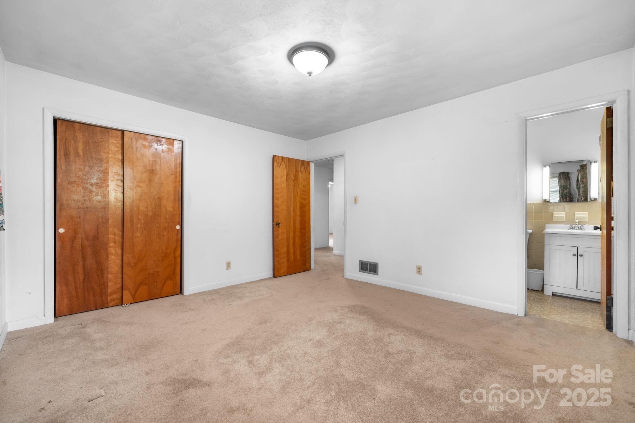 4955 Midway Sand Road